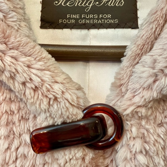 Beaver Coat - Picture 3 of 8